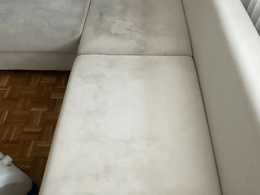 AquaWax Sofa Reinigung